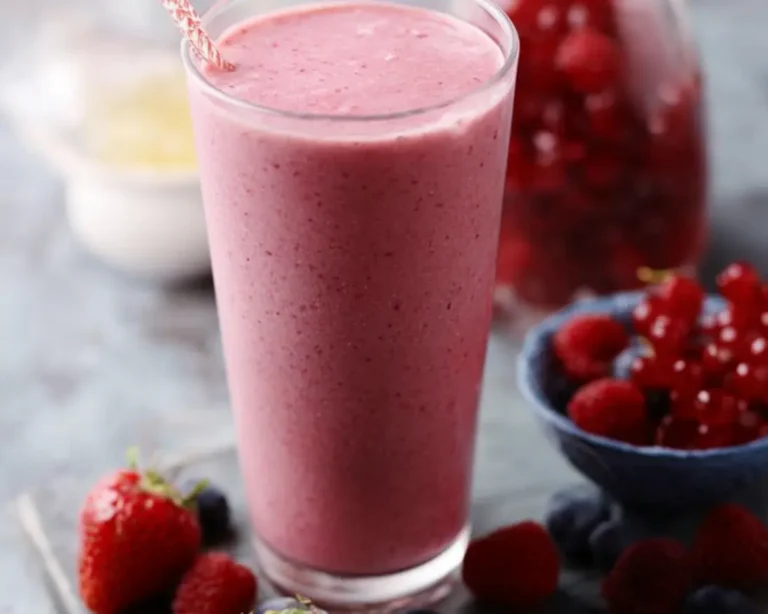 smoothie rood fruit