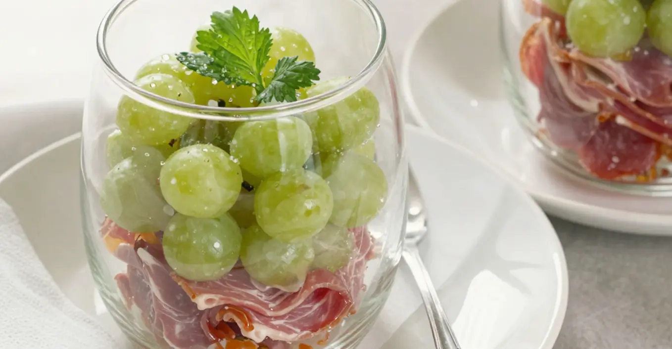 Frühlings-Verrines mit Gemüse und Rohschinken
