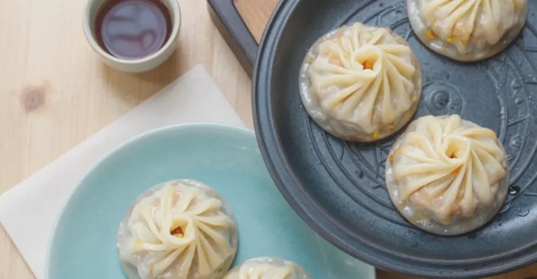 gestoomde banh bao vlees