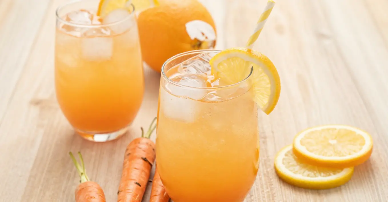 Orangen Karotten Zitronen Cocktail